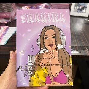 Karol G & Shakira 78 colors eyeshadow & blush palette